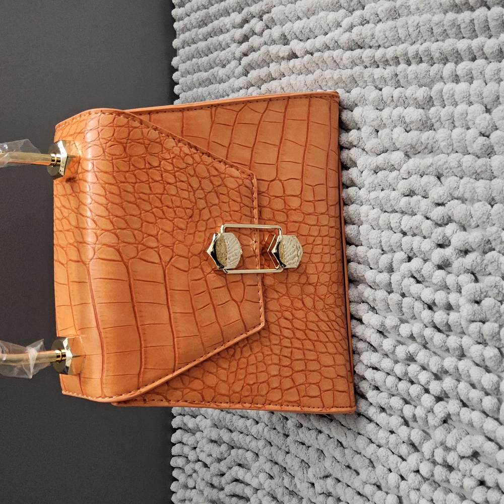 New Badgley Mischka Croco flap over crossbody bag in Orange - Picture 15 of 15